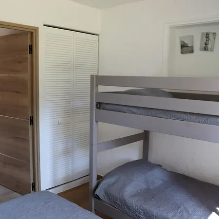 Appartement For 46 People 300m From The Beach